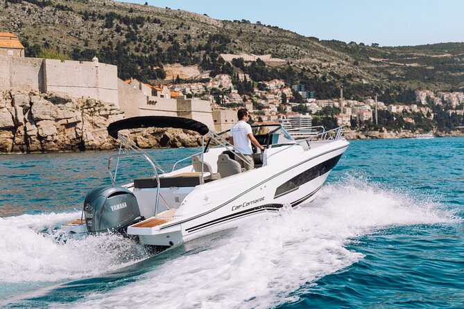 Elaphite Islands Luxury Private Boat Tour with Cap Camarat 7.5 - Onboard drinks and how they change the day