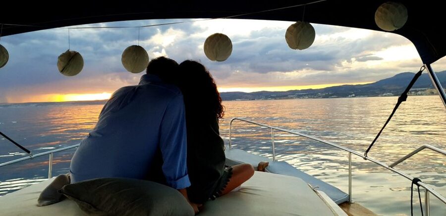 Estepona: Sunset boat trip & Cava & Tapa - The Strait of Gibraltar: where dolphins turn a trip into a moment