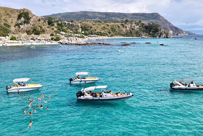 Exclusive boat tour in Tropea. Just you and your family - 4 hours - Spiaggia Santa Maria: a local fishermen’s bay moment