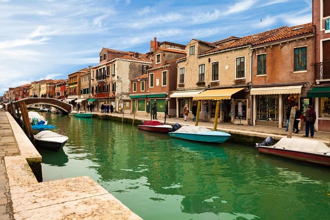 Exclusive Boat Tour Murano Burano torcello with Real Local Guide - A small private boat day, built for speed and craft