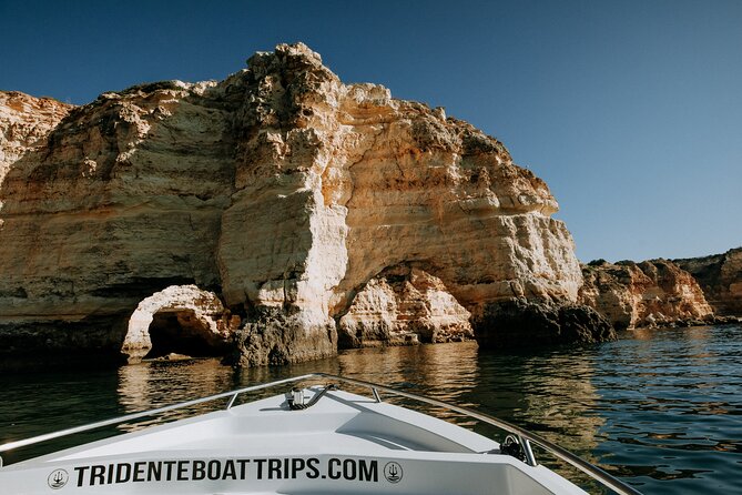 Exclusive Boat Tour to the Benagil Caves - Private Benagil caves: why this 1-hour format works