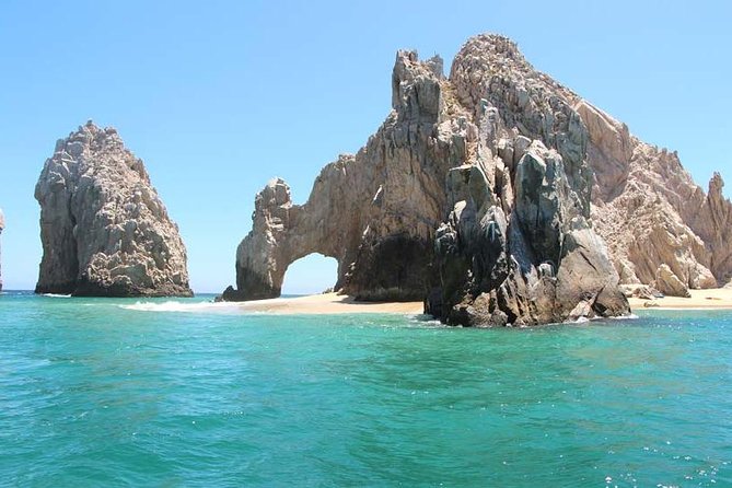 Explore Los Cabos City Tour, Glass-Bottom Boat Ride, Lunch and Shopping! - Lunch at El Herradero: Timing, Choices, and the Real Deal