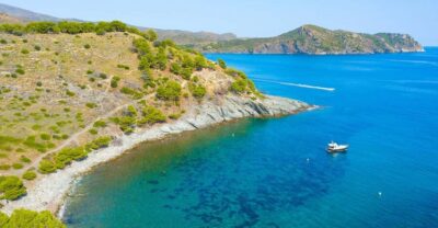 Explore the Medes Islands & Discover the Magic of Estartit! - Meeting point options with Els Blaus de Roses: keep it simple