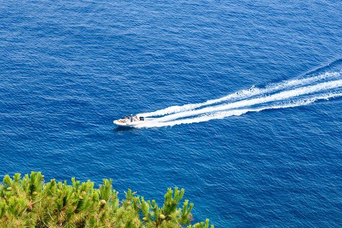 Favignana inflatable boat tour, wine tasting, snorkeling and relaxation - Where this tour can go wrong (and how to reduce the risk)