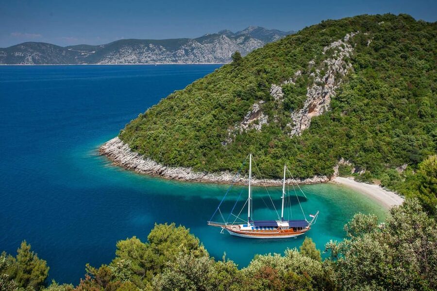Fethiye: 12 Islands Boat Tour with Lunch and Hotel Pickup - A full Aegean sea day for one set price