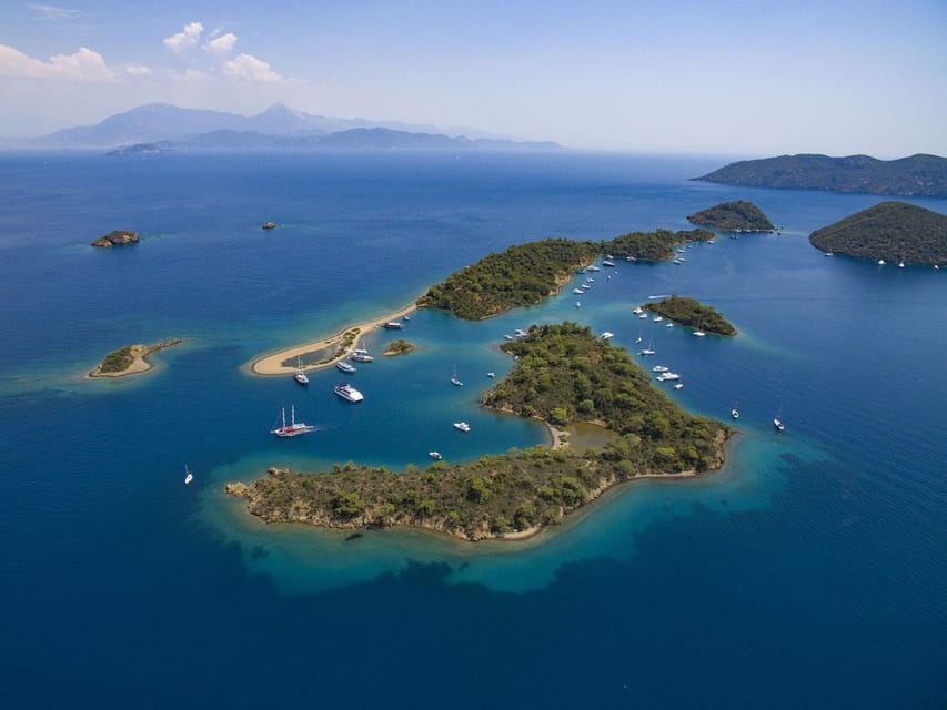 Fethiye: 12 Islands Boat Tour with Lunch and Hotel Pickup - Getting comfy on the boat: deck space is the real upgrade