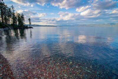Flathead Lake Private Sunset Wild Horse Island Boat Tour - Getting There and Settling In at Flathead Lakers (Polson)