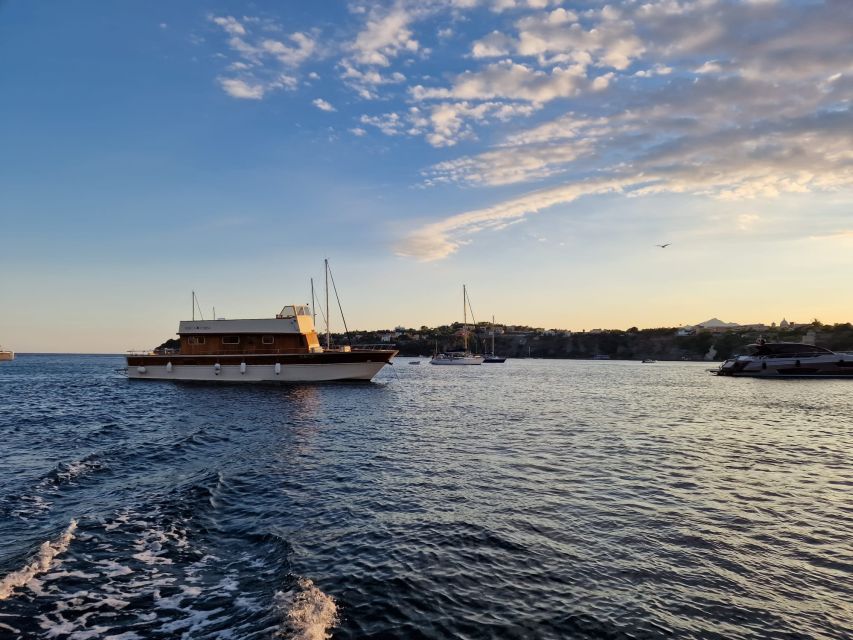 Forio: Ischia Island Boat Tour with Local Lunch and Swimming - The final run: Punta Caruso and San Francesco Beach