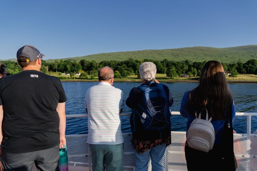 Fort William: Seal Island Boat Tour - Live narration: what you’ll learn and who might guide your day