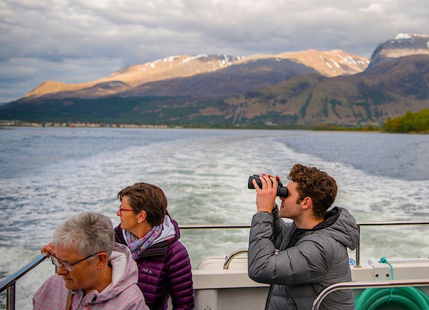 Fort William: Seal Island Boat Tour - Loch Linnhe panoramas: Fort William and Ben Nevis from a 360° deck