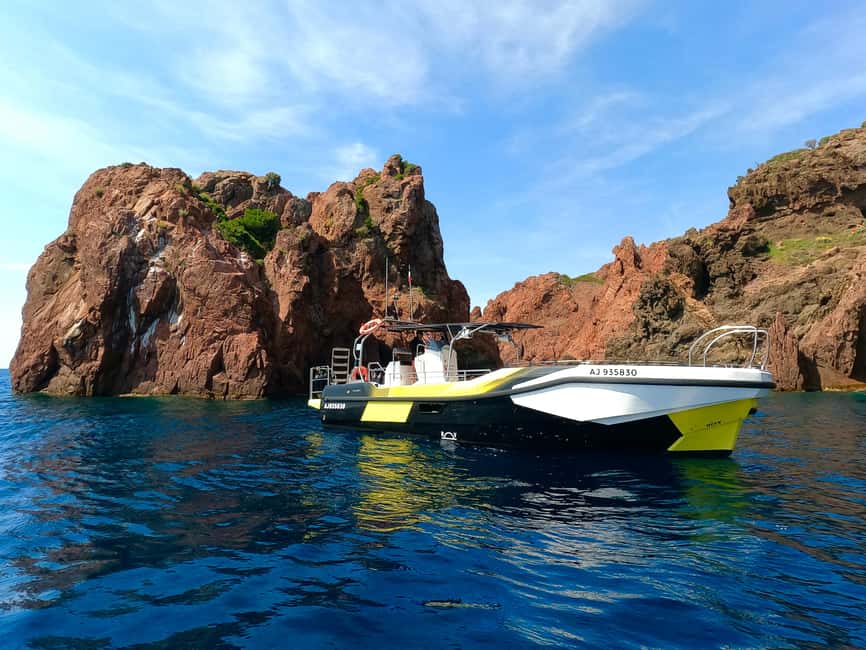 Fréjus: Sea and Creeks Boat Tour with Snorkeling and Drinks - Drinks, Music, and the Return Run Back to the Quay