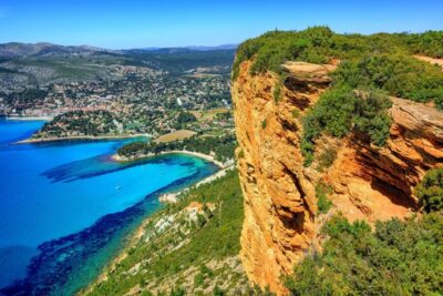 From Aix: Cassis Boat Ride & Provence Wine Tasting Day Tour - Getting from Aix to Cassis: the comfort factor matters