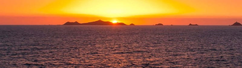 From Ajaccio: Sanguinaires Islands Boat Trip With Aperitif - Mezzu Mare and the Sanguinaires archipelago: why the bigger island matters