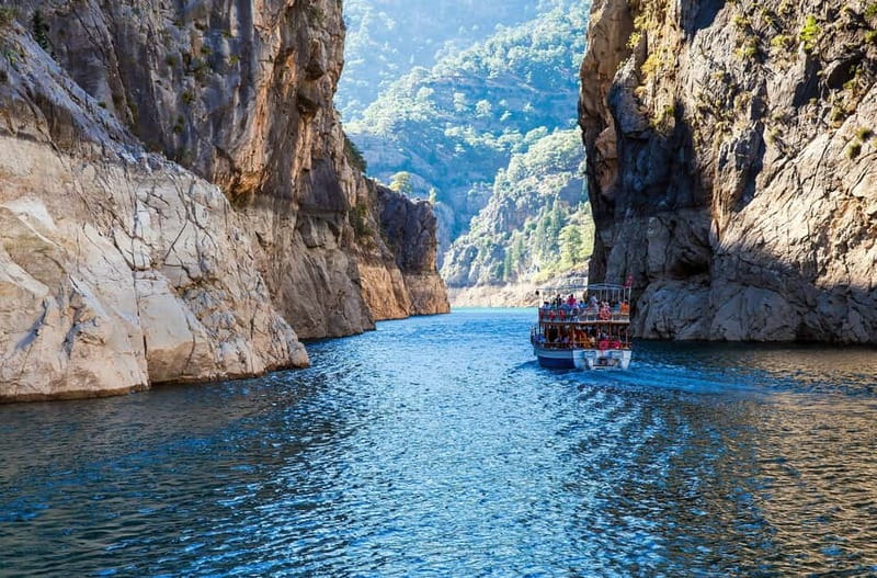From Alanya: Green Canyon Boat Trip with Lunch - The Taurus Mountain views: why the scenery time feels different on a boat