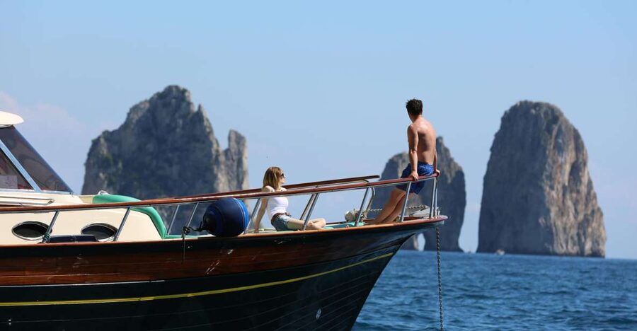 From Amalfi: Li Galli Islands and Capri Full-Day Boat Tour - Punta Campanella Marine Protected Area: your first swim stop