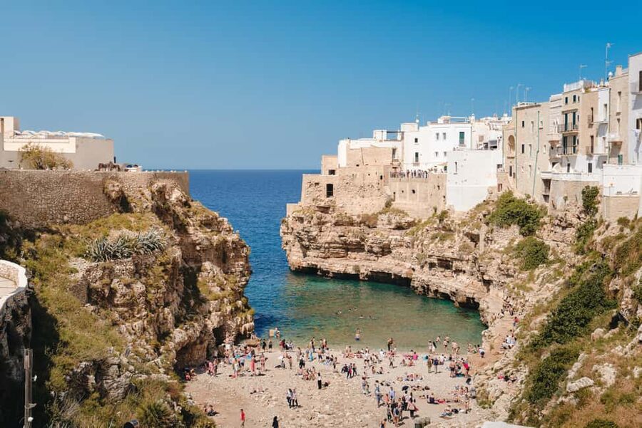 From Bari: Boat ride and free time in Polignano a Mare - Bari to Polignano a Mare: Transfers That Actually Let You Enjoy the Day