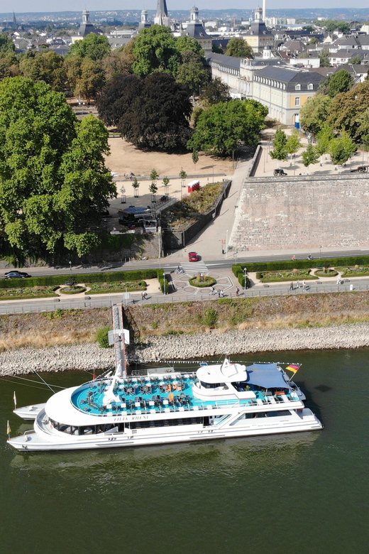 From Bonn: Rhine River to Linz Sightseeing Boat Tour - The First Stretch: Leaving Bonn and Spotting the Former Government Quarter