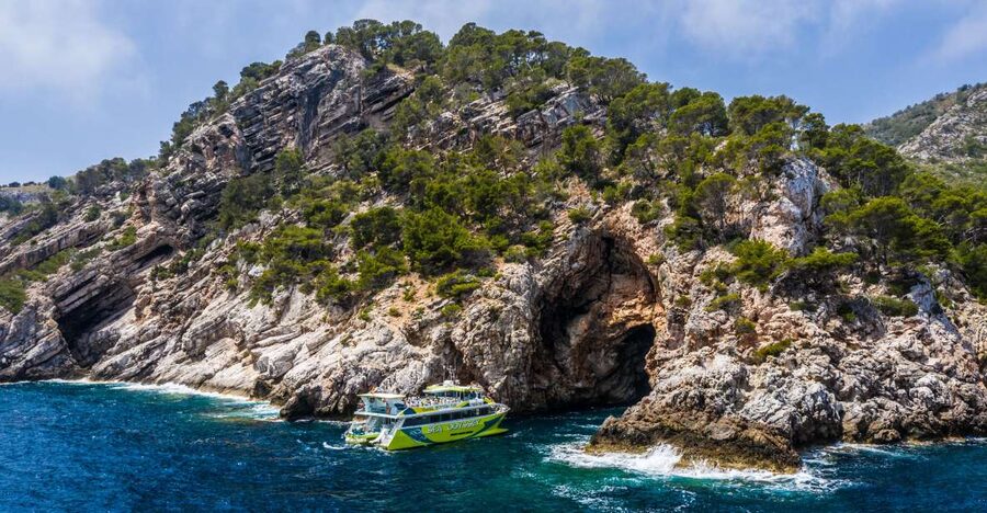 From Cala Ratjada: East Coast Glass-Bottom Boat Trip - Key things to know before you board