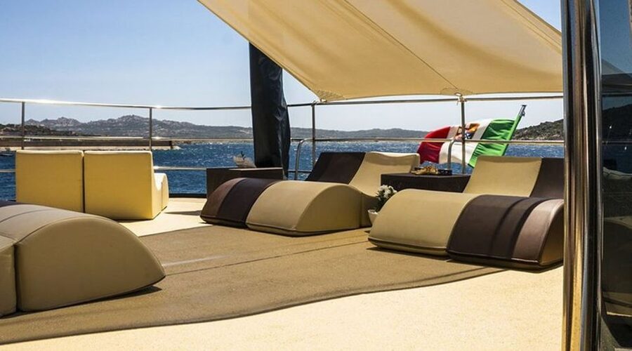 From Cannigione: La Maddalena Archipelago Boat Trip - Food, drinks, and the practical comfort stuff