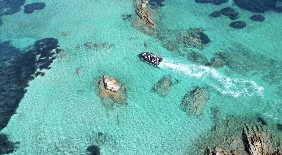 From Cannigione: La Maddalena Archipelago Boat Trip - The sailing schedule that keeps your day from dragging