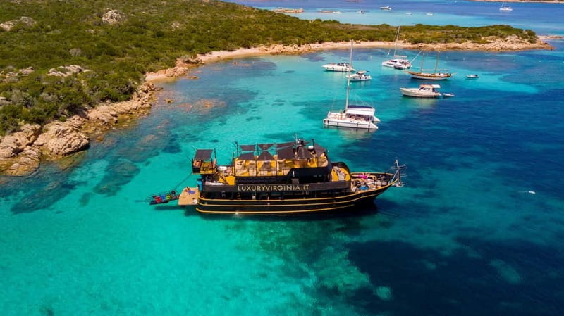 From Cannigione: La Maddalena Archipelago Boat Trip - The Virginia boat: decks, comfort, and how the crowds feel