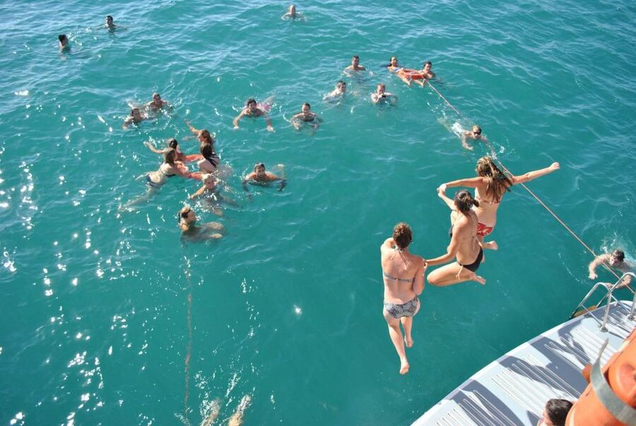 From Dénia/Jávea: Cala Blanca Boat Trip with Jet Ski & Lunch - Who this is best for (and who should rethink it)