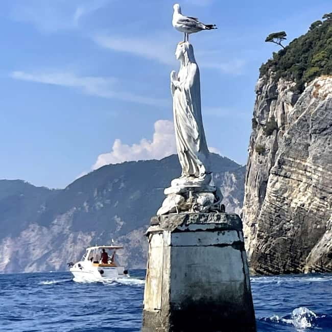 From Fezzano: Portovenere & Gulf of Poets Half-Day Boat Tour - Two departures and the small-group setup (including boat-splitting)