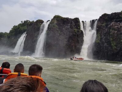 From Foz do Iguaçu: Iguazú Falls Boat Ride Argentina - Devil’s Throat First: The Upper Circuit Walk That Sets the Tone
