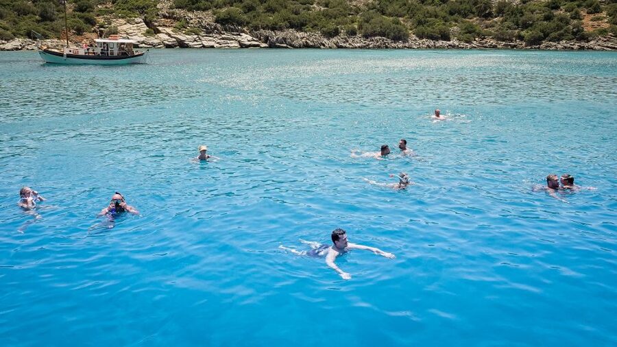 From Heraklion: Elounda, Kolokitha, and Spinalonga Boat Trip - Spinalonga from the water: fortress views with less hassle