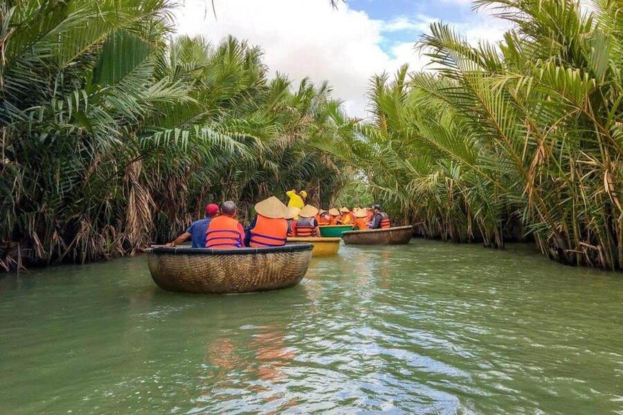 From Hoi An: Bay Mau Coconut Forest Bamboo Basket Boat Ride - Bay Mau Coconut Forest: what to notice while you’re gliding