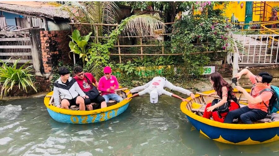 From Hoi An: Bay Mau Coconut Forest Bamboo Basket Boat Ride - The conical hat and other small details that make a difference