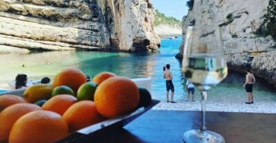 From Hvar: Blue Cave and 5 Islands Boat Tour - Meeting at Feeling Hvar and what the boat ride feels like