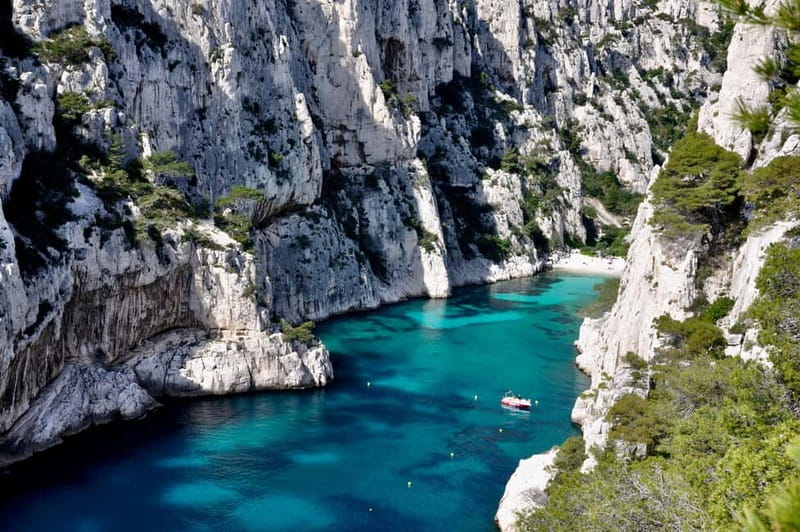 From Marseille: Iconic Calanques Boat Tour with Swimming - First Stop: Riou Island and the Quick Photo Break