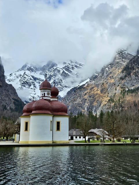 From Munich: Königssee Day Trip with Boat Ride and Salt Mine - Königssee by boat to St. Bartholomä: echo show on the water