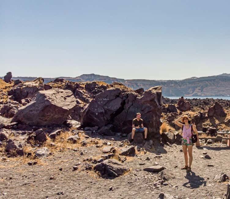 From Old Port:Volcanic Islands Boat Trip & Hot Spring Visit - Getting to the Old Port (Gialos): the steps vs the €10 cable car