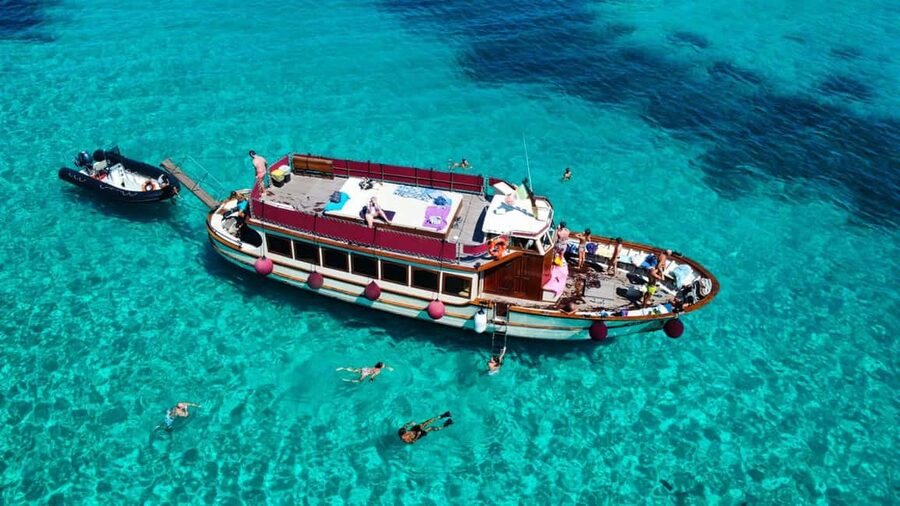 From Palau/La Maddal: Boat Tour of La Maddalena Archipelago - Caprera And Cala Serena: A 30-Minute Swim Stop That Resets The Day