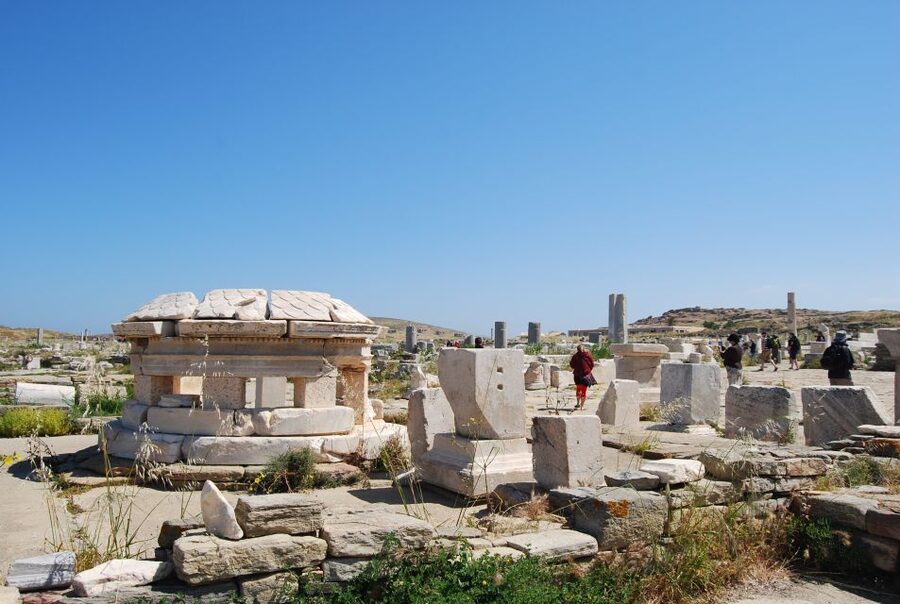 From Paros: Delos and Mykonos Full-Day Boat Trip - Do you want a guide on Delos? Choose your pace