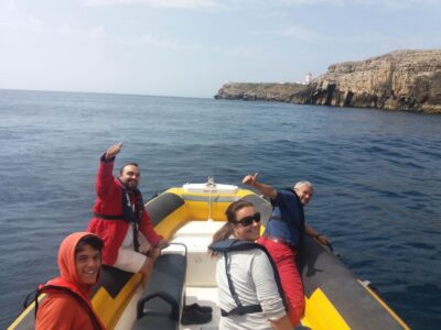 From Peniche: 1-Hour Cabo Carvoeiro Boat Tour - The early cruise and photo stops: where the coastline starts to make sense