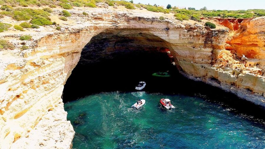 From Portimão: Private Boat Tour to Benagil Cave - Getting Your Bearings: The Meeting Point and Finding the Boat Fast