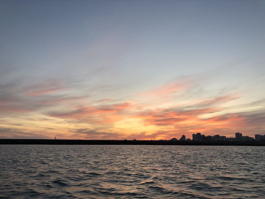 From Portimão: Sunset Boat Trip with Wine - Getting to the marina: gate J, dock 40 at Blue Ocean Trips