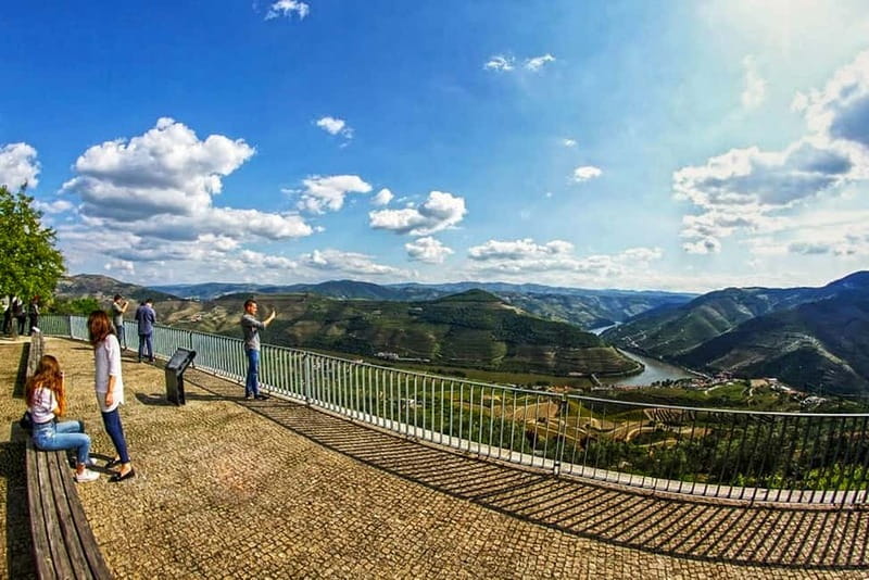 From Porto: Douro Valley with Wineries, Lunch and Boat Trip - Porto to the Douro Valley: why this 10-hour format works