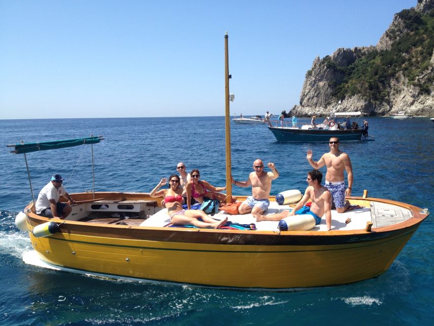 From Positano: Private Boat Tour to Capri or Amalfi - FAQ