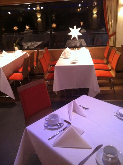 From Rüdesheim: 2-hour Christmas Boat Tour on the Rhine - Rüdesheim Departure: Pier 12 on Rheinstraße