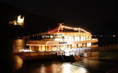 From Rüdesheim: 2-hour Christmas Boat Tour on the Rhine - Cruise Highlights: Castles, Landmarks, and Christmas Myths