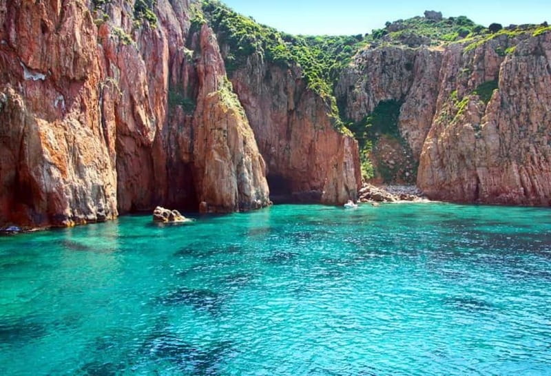 From Sagone/Cargèse: Piana, Scandola, Girolata Boat Tour - Sagone or Cargèse: Easy Parking and a Calm Start