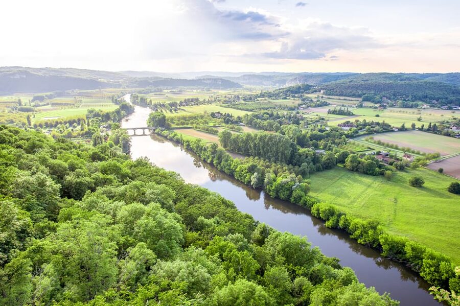 From Sarlat: Beynac & Domme Tour & Dordogne Boat Ride - Price and logistics: is $129 worth it for an afternoon?