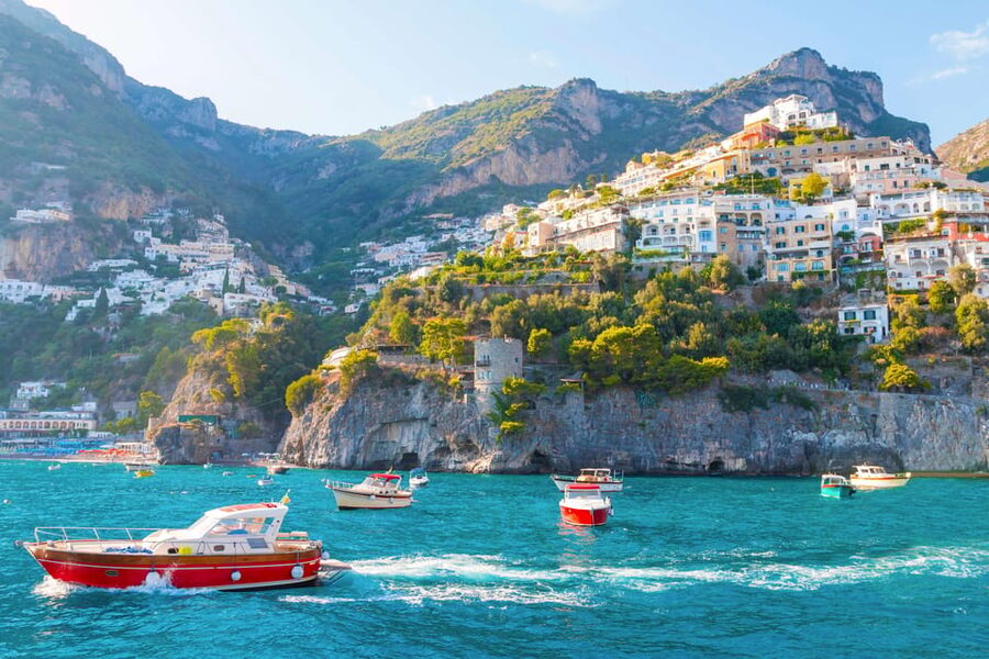 From Sorrento: Capri Boat Tour with Snorkeling & Drinks - The return trip: a different view of the same coastline