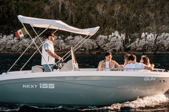 From Sorrento : Private Capri Island Daily Boat Tour - Capri by Boat: Faraglioni and Marina Piccola Make the Case