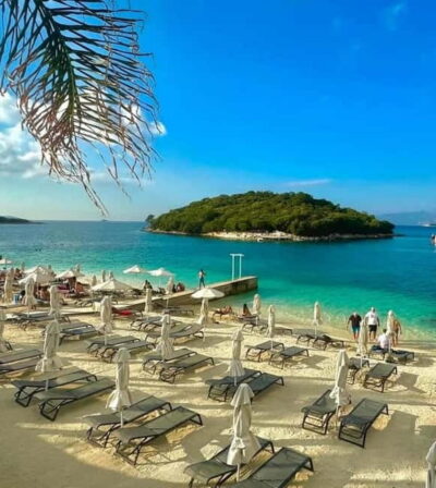 From Tirana/Durres/Vlora:Blue Eye,Saranda & Ksamil Boat Tour - Sarandë Waterfront Stop: Cafes, Shops, and Possible Butrint Time