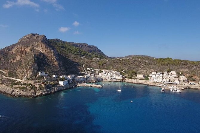 From Trapani: Egadi Islands tour with lunch on board - 9:30 am departure from Trapani: timing and boarding basics